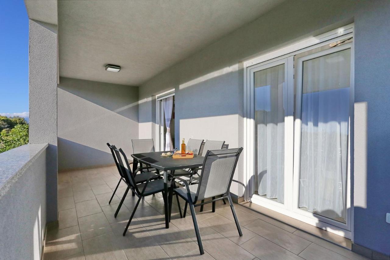 Apartments Lisac Вир Экстерьер фото