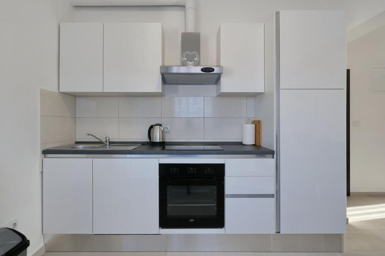 Apartments Lisac Вир Экстерьер фото