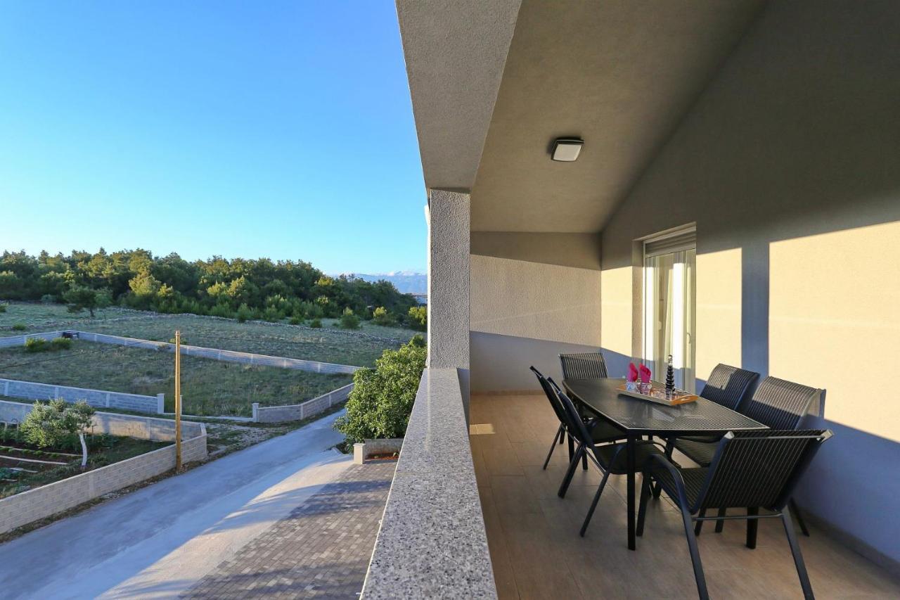Apartments Lisac Вир Экстерьер фото