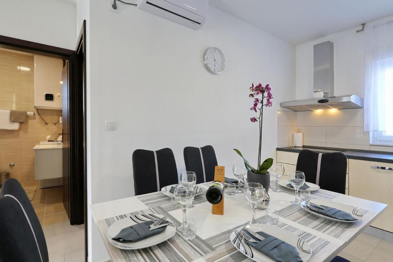 Apartments Lisac Вир Экстерьер фото