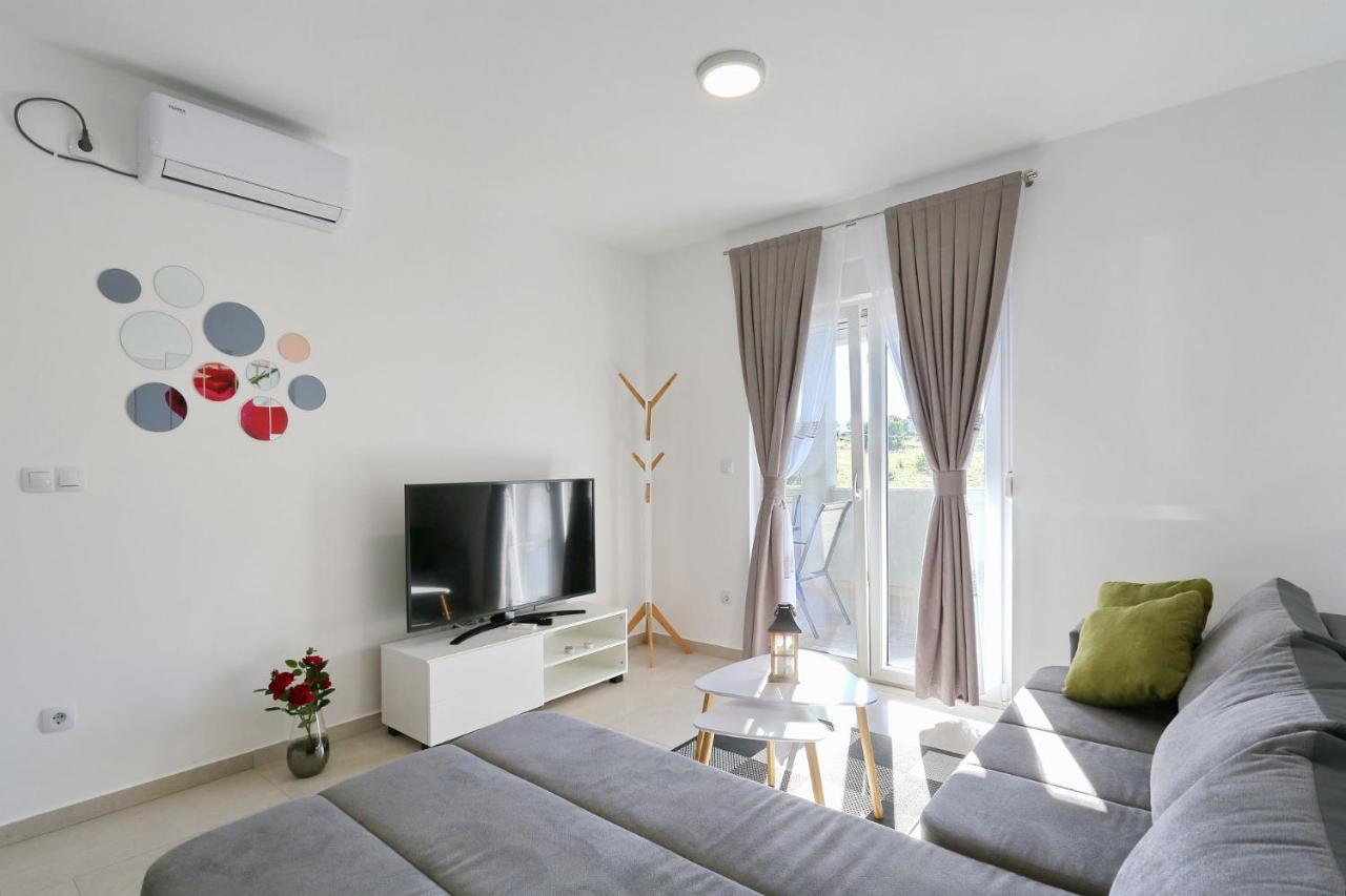 Apartments Lisac Вир Экстерьер фото