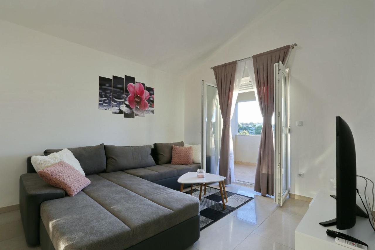Apartments Lisac Вир Экстерьер фото