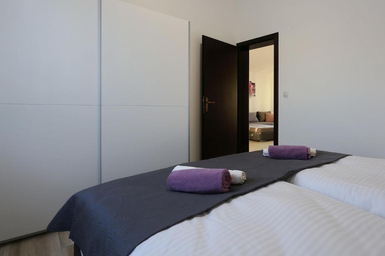 Apartments Lisac Вир Экстерьер фото